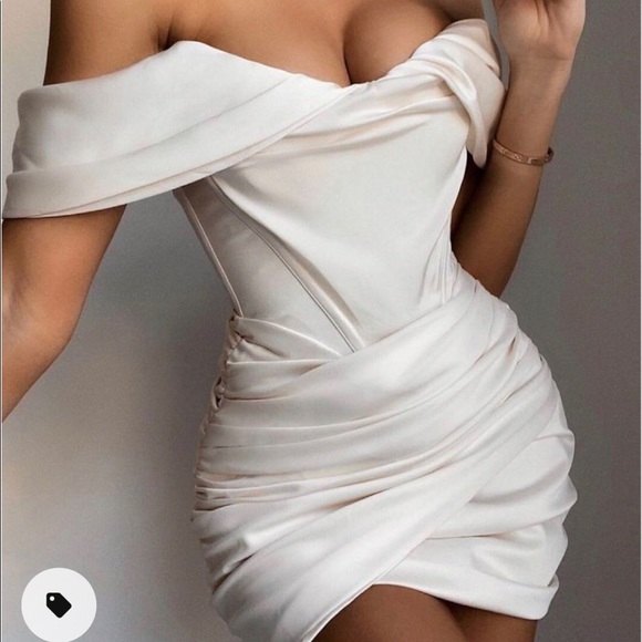 House of CB Dresses & Skirts - Corset White Satin Dress